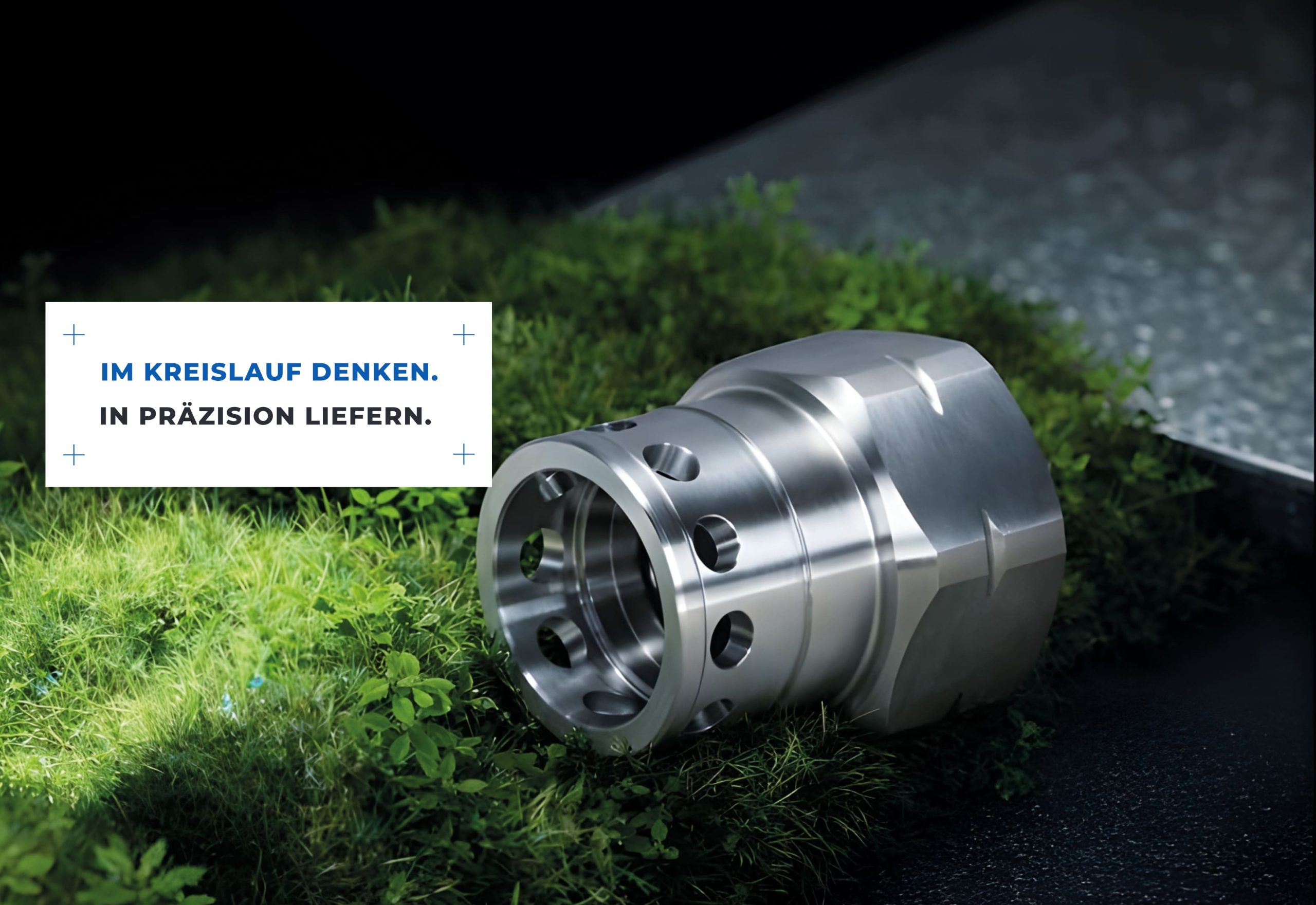 Rommel Präzisionsdrehteile als Motiv für Branding Industrie und Markenentwicklung Industrie mit Präzisionsbauteil im Grünen